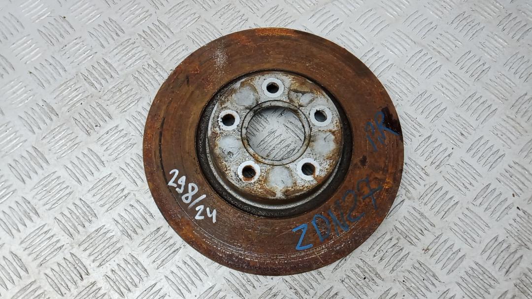 диск тормозной передний Ford Focus 3 поколение 2011, 1.6 л., TDCi, дизель, МКПП, хетчбэк 5 дв. - фото №1