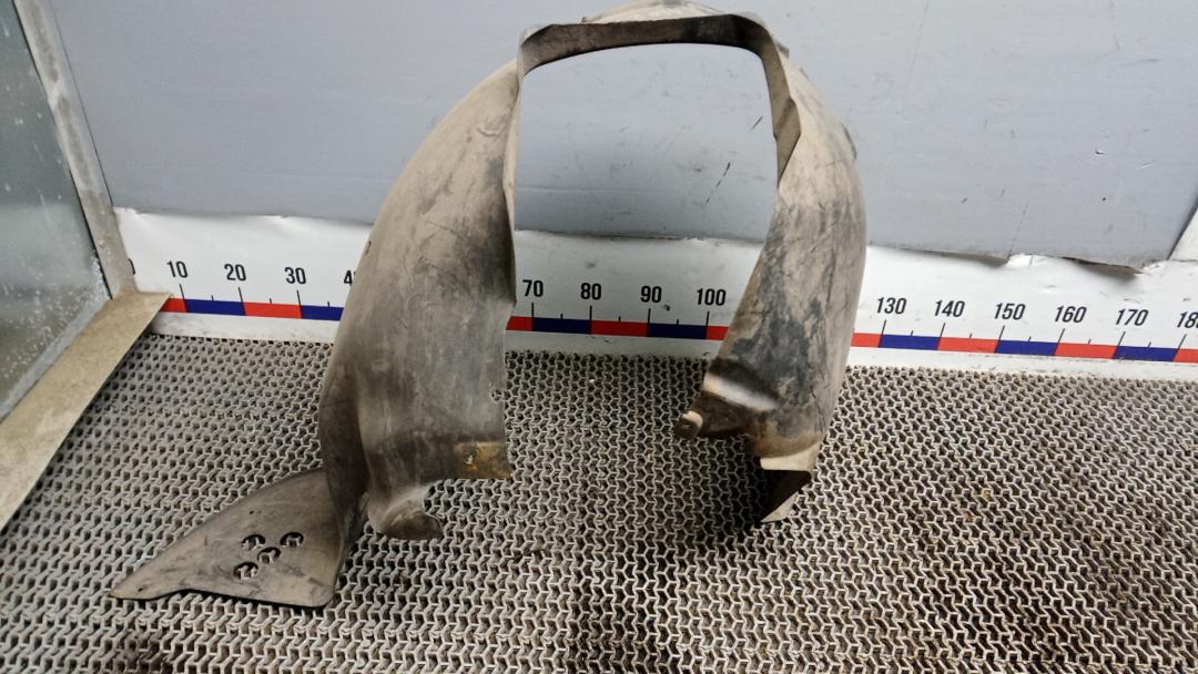 Подкрылок передний правый Volkswagen Transporter T5 2006, 2.5 л., дизель, МКПП, микроавтобус - фото №1