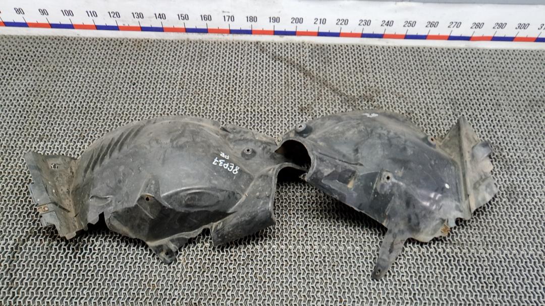 Подкрылок передний правый Mercedes-Benz C-Класс W204/S204 2007, 2.2 л., дизель, МКПП, седан - фото №1