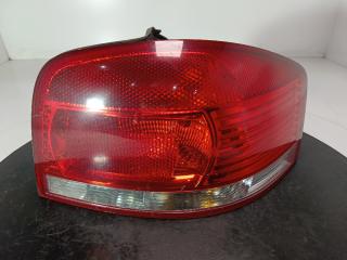 фонарь задний правый Audi A3 8P/8PA [рестайлинг] 2004, цвет, 8P0945258