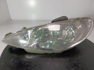 фара левая Peugeot 206 1 поколение [рестайлинг] 2004, цвет, 89000521