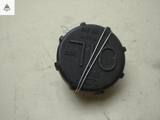 пробка маслозаливная Volkswagen Transporter T4 1994, 2.4 л., дизель, МКПП, серый, микроавтобус, 070115319