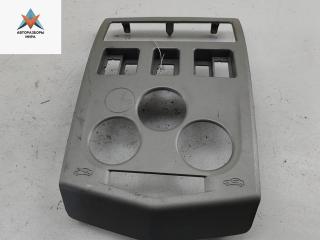 рамка под магнитолу Dacia (Renault) Logan 2006, 1.4 л., бензин, МКПП, синий, седан, 8200382716