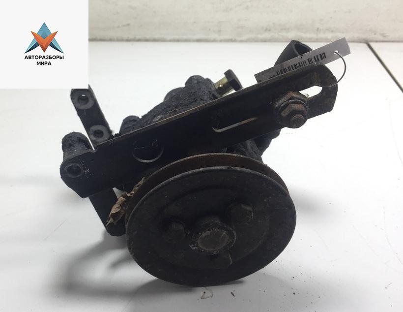 Насос гидроусилителя руля BMW 5 серия E34 1990, 2.5 л., бензин, МКПП, синий, седан - фото №1