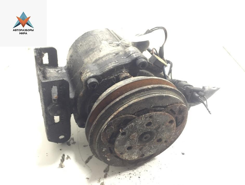 компрессор кондиционера BMW 5 серия E34 1990, 2.5 л., бензин, 1386948 - фото №1