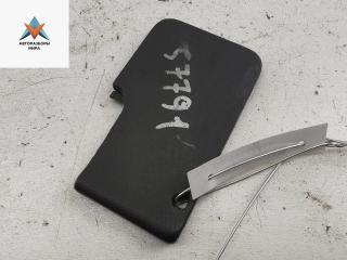 ключ-карта Renault Megane 2 поколение 2004, 1.6 л., бензин, МКПП, серый, хетчбэк 5 дв.