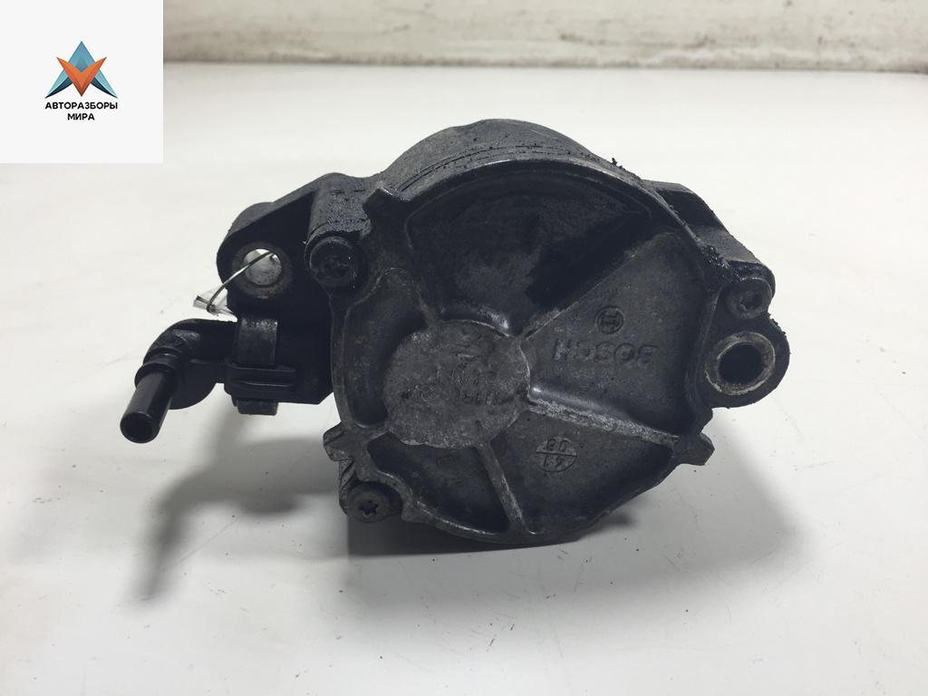 насос вакуумный Citroen C4 1 поколение 2005, 1.6 л., дизель, МКПП, чёрный, хетчбэк 3 дв. - фото №1