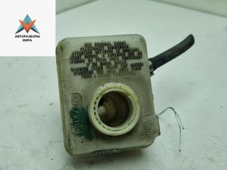 бачок тормозной жидкости Volkswagen Golf 4 поколение 1999, 1.6 л., бензин, МКПП, чёрный, хетчбэк 3 дв., L481402