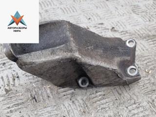 кронштейн двигателя Volkswagen Passat B5 1999, 1.8 л., бензин, МКПП, синий, универсал, 8D0199307L