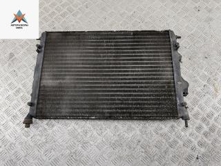 радиатор охлаждения Renault Scenic 1 поколение [рестайлинг] 2002, 1.6 л., бензин, МКПП, серый, минивэн, 8200125769