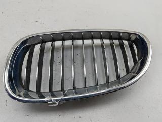 решетка радиатора BMW 5 серия E60/E61 2006, серый, седан, 7027061.7065701
