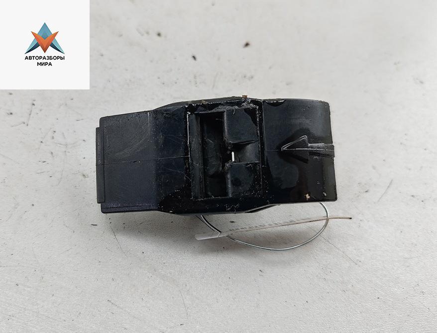 кронштейн радиатора BMW 3 серия E36 1991, 1.8 л., бензин, АКПП, синий, седан - фото №1