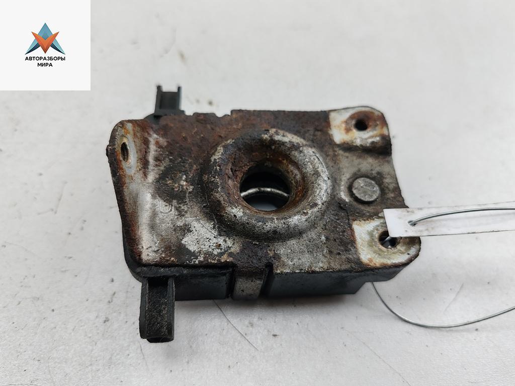 замок капота BMW 3 серия E46 2000, 2.0 л., бензин, АКПП, чёрный, седан, 8203859 - фото №1