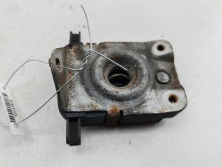 замок капота BMW 5 E39 2000, 2.0 л., бензин, МКПП, синий, универсал, 8203859