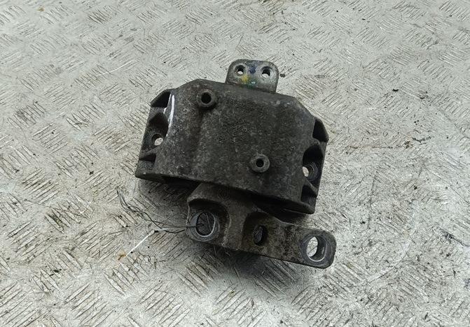 подушка крепления двигателя Skoda Octavia mk1 (A4 1U) 2003, 2.0 л., бензин, МКПП, синий, хетчбэк 5 дв.