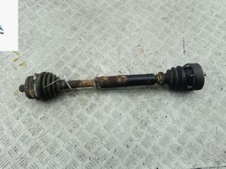 полуось передняя правая (приводной вал, ШРУС) Volkswagen Passat B5 1999, 1.6 л., бензин, МКПП, зелёный, универсал