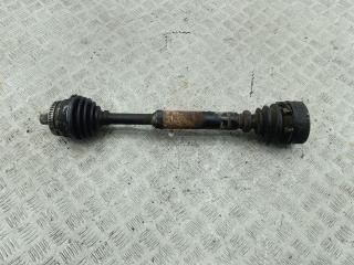 полуось передняя левая (приводной вал, ШРУС) Volkswagen Passat B5 1999, 1.6 л., бензин, МКПП, зелёный, универсал
