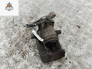 суппорт задний правый Audi A6 4B/C5 1998, 2.4 л., бензин, МКПП, серый, седан