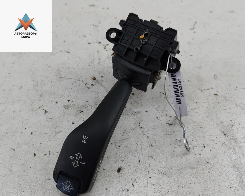 переключатель поворотов BMW 3 серия E46 2000, 2.0 л., бензин, АКПП, серый, универсал, 8363668 - фото №1