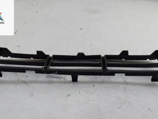 заглушка (решетка) в бампер BMW 5 серия E39 [рестайлинг] 2002, 2.5 л., бензин, МКПП, серый, универсал, 8235671