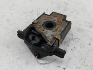 замок капота BMW 5 E39 1998, 2.0 л., бензин, МКПП, синий, седан, 8203859