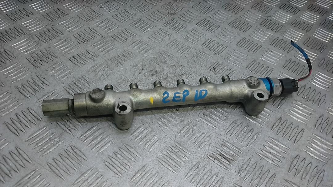 топливная рампа Mitsubishi ASX 1 поколение 2010, 1.8 л., дизель, МКПП, внедорожник 5 дв., BN - фото №1