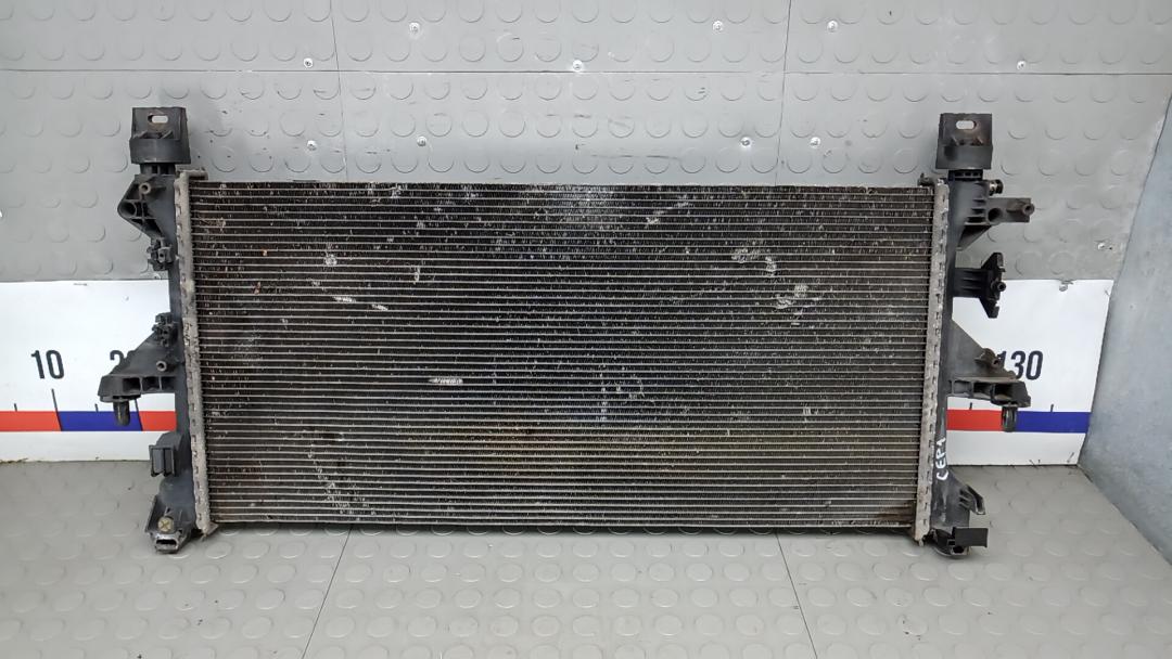 радиатор охлаждения Citroen Jumper 2 поколение 2009, 2.2 л., дизель, МКПП, микроавтобус - фото №1