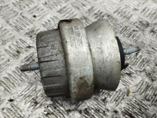 подушка крепления двигателя Audi A6 4F/C6 2005, 2.0 л., TFSI, бензин, МКПП, чёрный, универсал, 4F0199379C