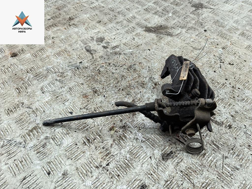 суппорт задний правый Volkswagen Passat B5 1999, 1.6 л., бензин, МКПП, синий, универсал - фото №1