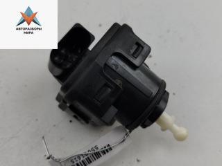 корректор фар Audi A6 4B/C5 1999, 2.4 л., бензин, АКПП, чёрный, универсал, 8L0941295