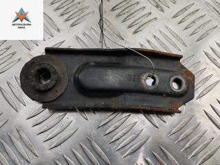 кронштейн (крепление) Opel Astra G 2000, 1.6 л., бензин, МКПП, серый, хетчбэк 5 дв.