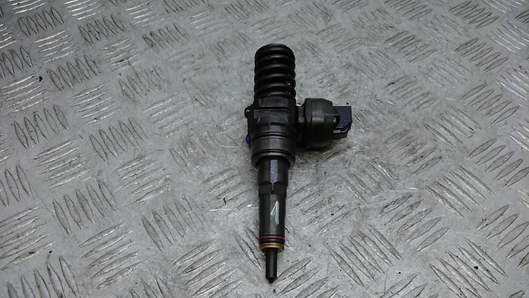 форсунка Volkswagen Jetta 5 поколение 2008, 1.9 л., дизель, МКПП, седан, 0414720215, PDB016 - фото №1