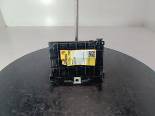 блок предохранителей Citroen C5 1 поколение [рестайлинг] 2006, цвет, 9659741780