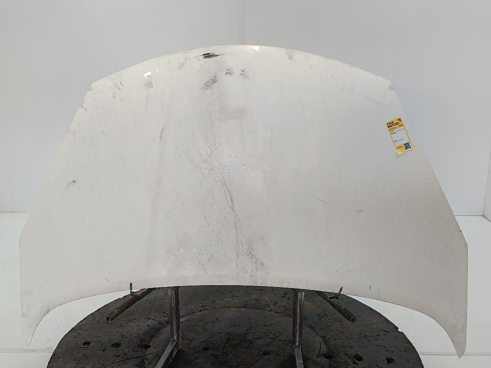 капот Nissan Note E11 2007, цвет - фото №1