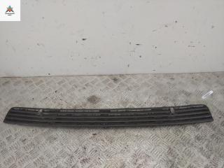 решетка капота Volkswagen Transporter T4 1991, 1.9 л., дизель, МКПП, белый, микроавтобус, 701819103