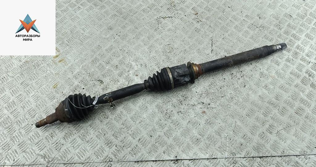 полуось передняя правая (приводной вал, ШРУС) Alfa Romeo 159 1 поколение 2005, 1.9 л., бензин, МКПП, серый, седан - фото №1