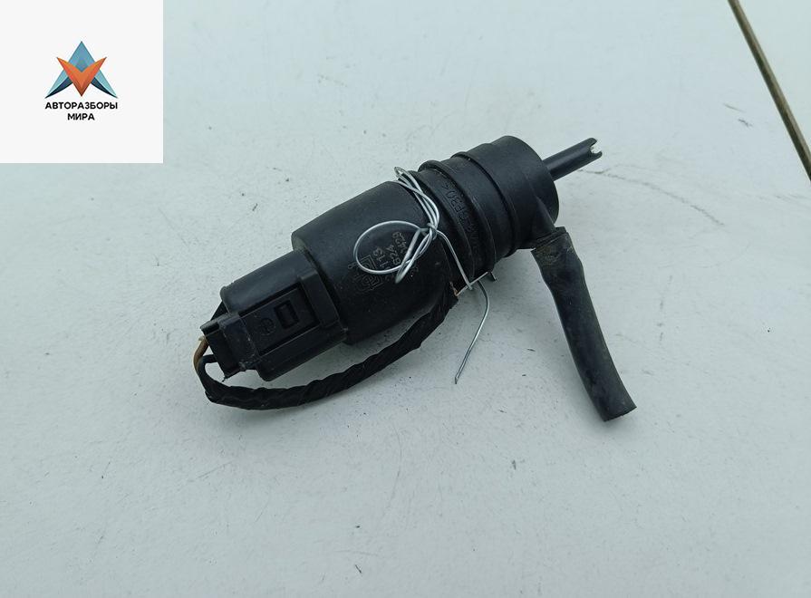 насос (моторчик) омывателя стекла BMW 3 серия E46 2000, чёрный, седан, 23113 - фото №1