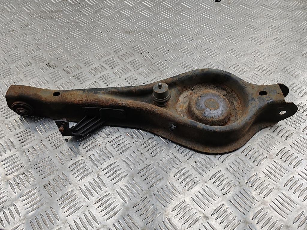 рычаг задний левый Ford Mondeo III 2002, 2.0 л., бензин, МКПП, зелёный, универсал, 1S715K652CA