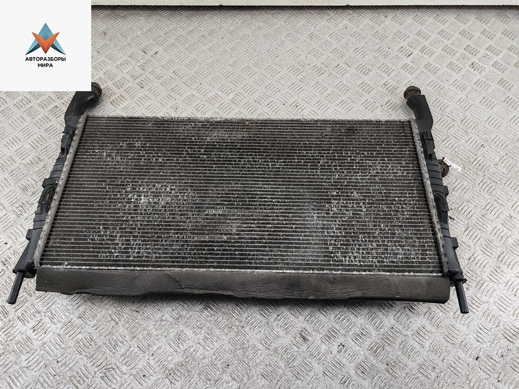 радиатор охлаждения Ford Transit 7 поколение 2008, 2.2 л., дизель, МКПП, красный, микроавтобус, VP6C1H8005CB - фото №1