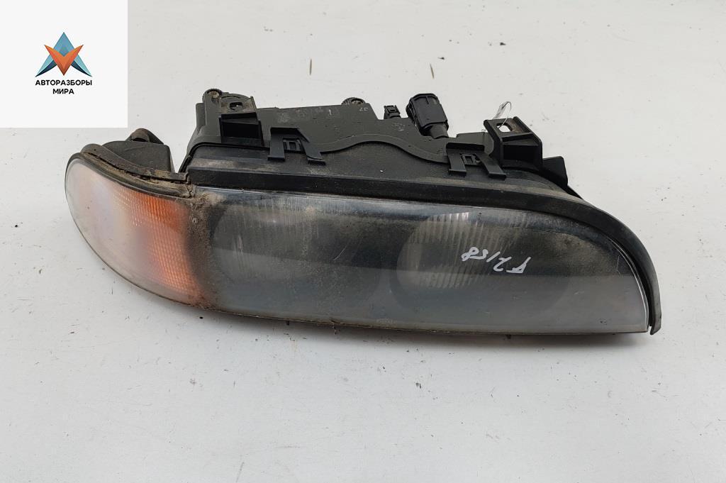 фара правая BMW 5 серия E39 1997, 2.5 л., бензин, МКПП, серый, универсал - фото №1