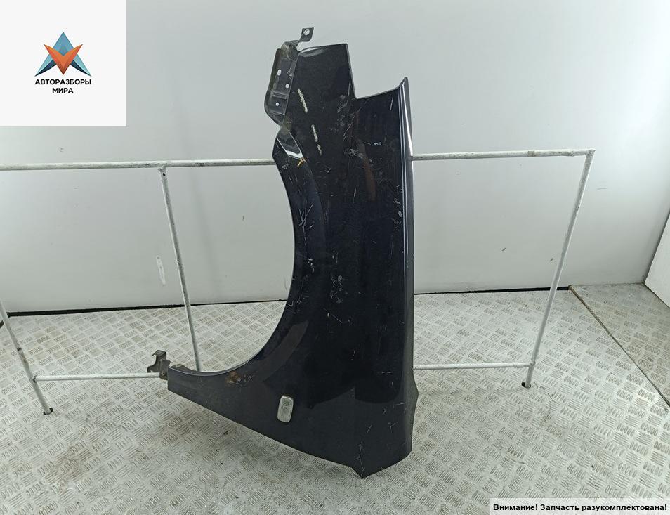 крыло переднее левое Nissan Primera P12 2006, 1.8 л., бензин, МКПП, чёрный, универсал - фото №1