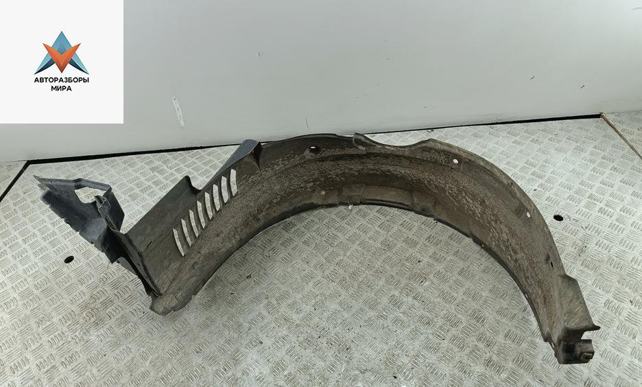 Подкрылок передний правый Toyota Avensis 2 поколение (T250) 2005, 2.2 л., дизель, универсал, 53875-05040 - фото №1