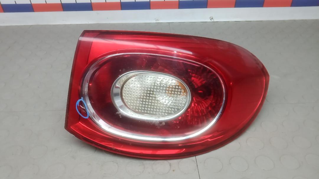 фонарь задний правый Volkswagen Tiguan 1 поколение 2010, 2.0 л., дизель, МКПП, внедорожник 5 дв., 5N0945096H - фото №1