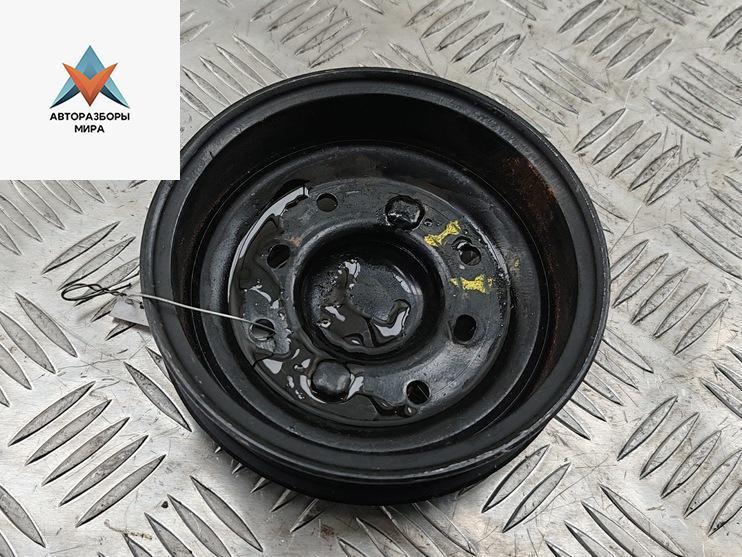 шкив помпы Opel Insignia 1 поколение (A) 2009, 2.8 л., бензин, АКПП, серый, универсал, 12611587 - фото №1