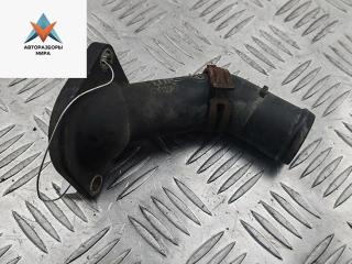 фланец (тройник) системы охлаждения Volkswagen Golf 5 поколение 2006, 1.6 л., бензин, МКПП, чёрный, хетчбэк 5 дв., 06A121121C