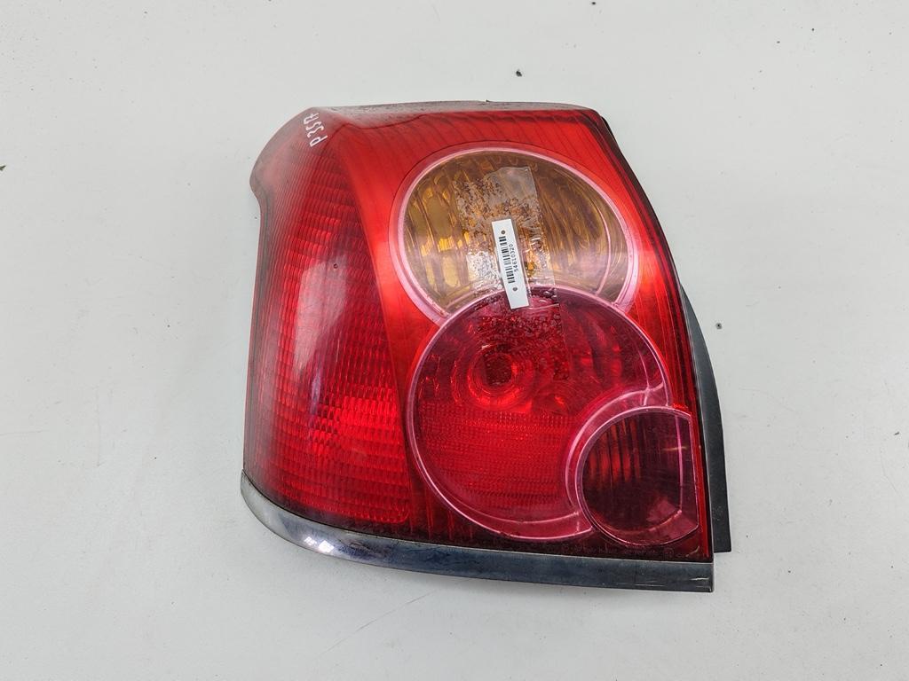 фонарь задний левый Toyota Avensis 2003, 1.8 л., бензин, МКПП, серый, хетчбэк 5 дв.