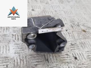 кронштейн двигателя Volkswagen Passat B5 1997, 1.8 л., бензин, МКПП, чёрный, универсал, 8D0199307L