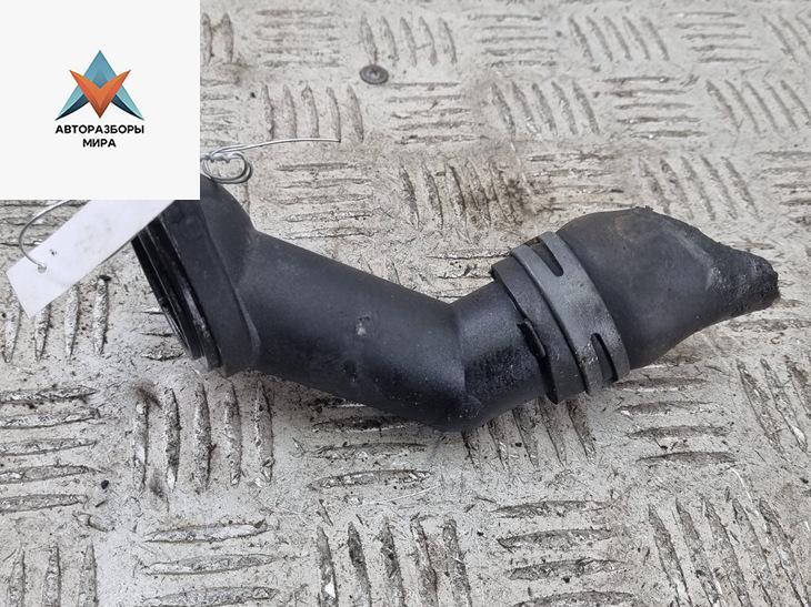 корпус термостата Skoda Octavia mk1 (A4 1U) 1999, 1.6 л., бензин, МКПП, зелёный, универсал, 06A121121C - фото №1