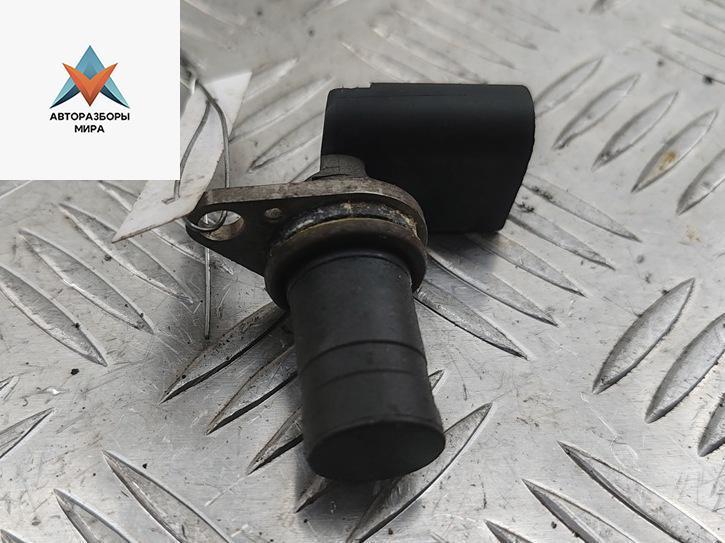 датчик коленвала BMW 3 серия E46 2000, 2.0 л., бензин, АКПП, чёрный, седан, 1748017 - фото №1