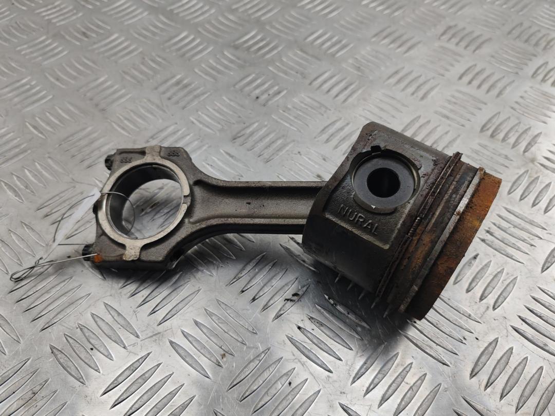 поршень BMW 5 E39 2000, 3.0 л., дизель, АКПП, чёрный, универсал